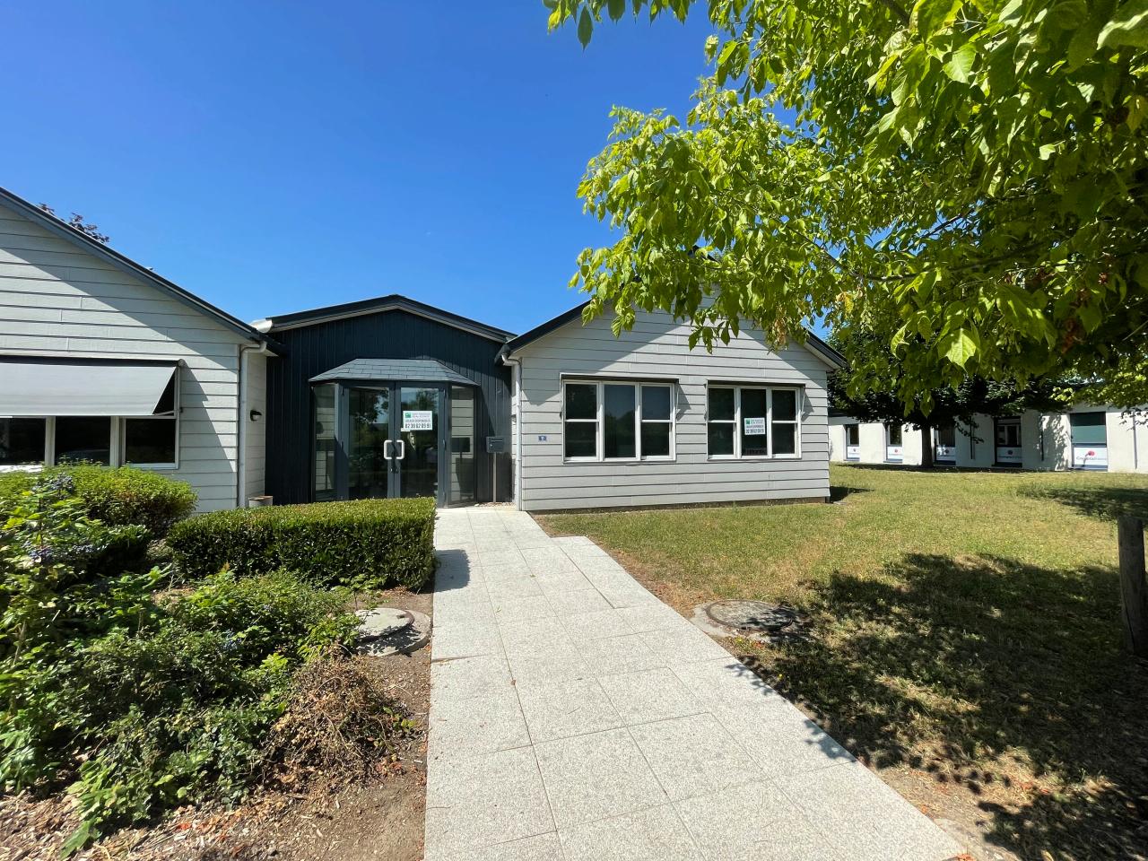 Bureau La Chapelle-Saint-Mesmin 321m² Location bureau La Chapelle-Saint-Mesmin Loiret OLBUR2422019 11